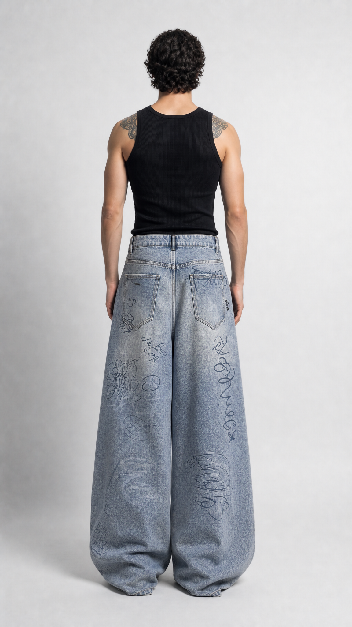 UNSEEN-Studios Graffiti Fade Jeans