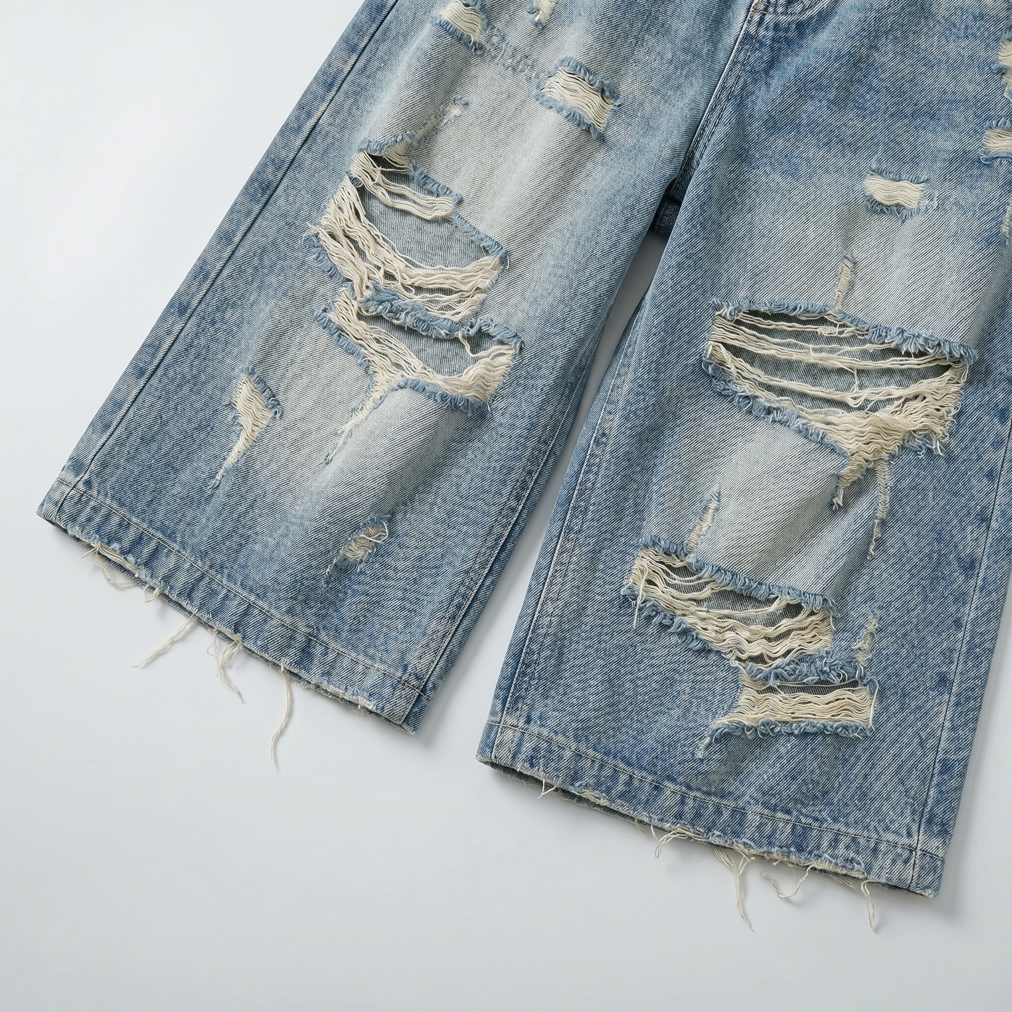 UNSEEN-Studios Weite 3/4 Distressed Chaos Jorts