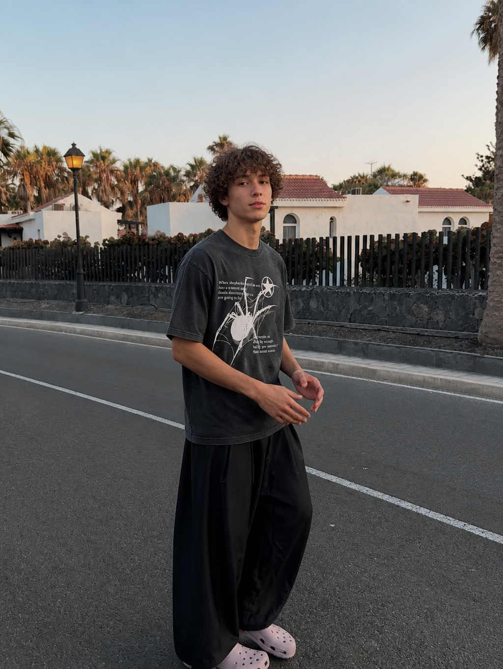 UNSEEN-Studios Widow Graphic Tee