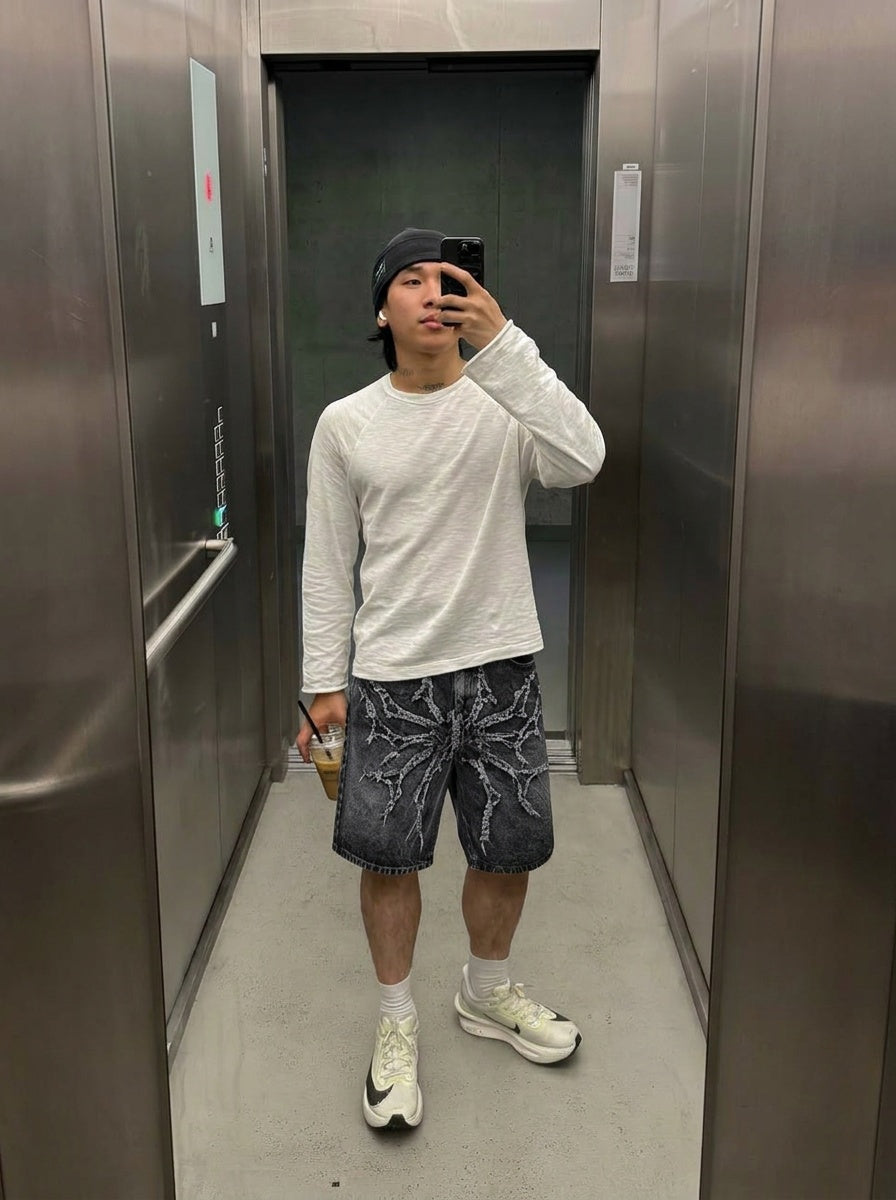 UNSEEN-Studios Distressed Spider Jorts