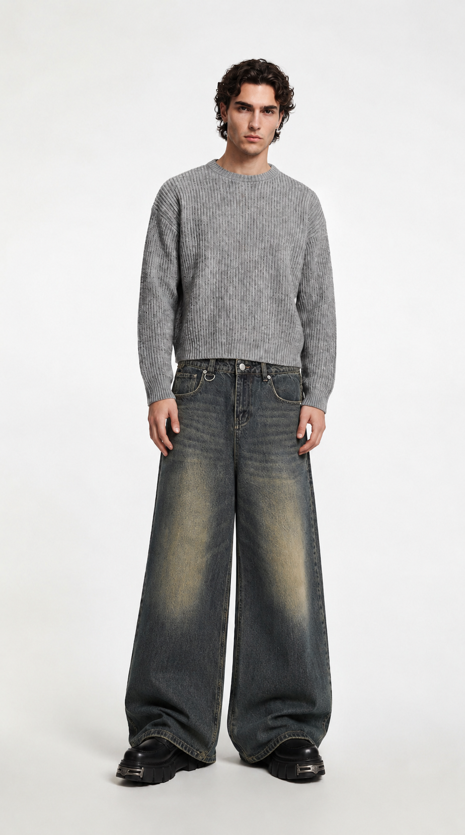 UNSEEN-Studios Faded Loose Jeans